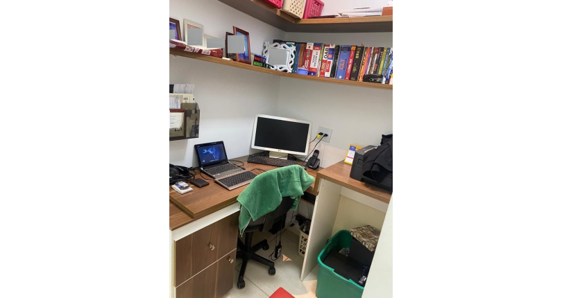 Lindo Sobrado à venda no Jardim Regina na Rua Crispim Santos, 