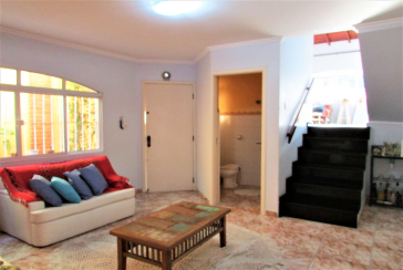 Sobrado à venda no Jardim Regina na Rua Carlos Mauser