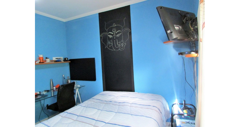 Sobrado à venda no Jardim Regina na Rua Carlos Mauser