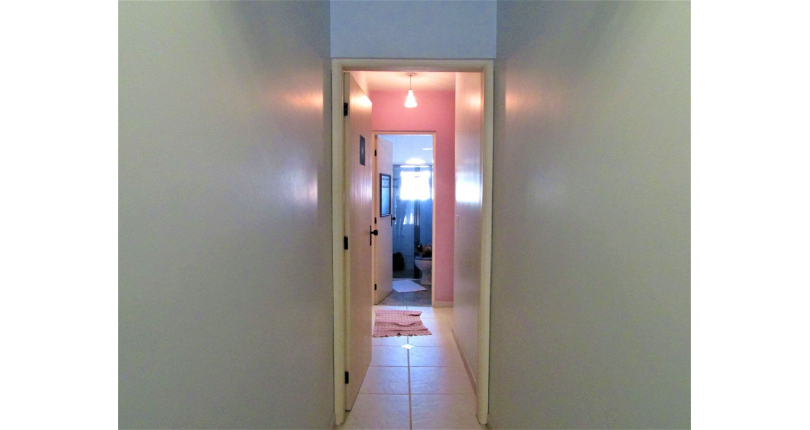 Sobrado à venda no Jardim Regina na Rua Carlos Mauser