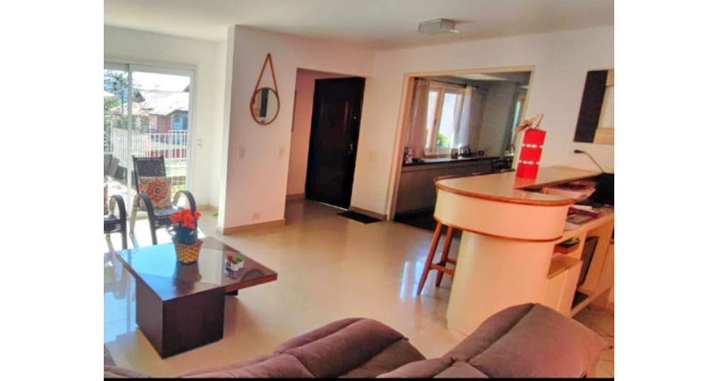 Belo Sobrado à venda no Conjunto Residencial Vista Verde na Rua Ricardo de Freitas