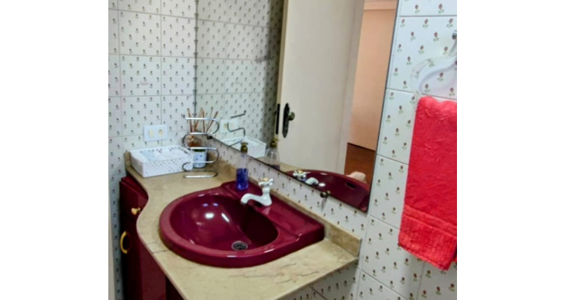 Belo Sobrado à venda no Conjunto Residencial Vista Verde na Rua Ricardo de Freitas