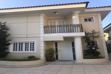 Belíssimo Sobrado à venda no Parque São Domingos na Rua Giovani Recordati 68