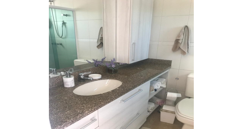 Belíssimo Sobrado à venda no Parque São Domingos na Rua Giovani Recordati 68