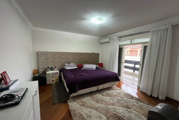 Lindo Sobrado à venda no City América na Rua Engenheiro Jayme Rocha Pereira