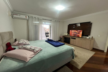 Lindo Sobrado à venda no City América na Rua Engenheiro Jayme Rocha Pereira