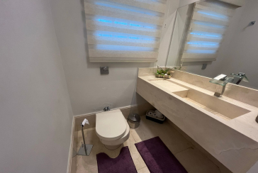 Lindo Sobrado à venda no City América na Rua Engenheiro Jayme Rocha Pereira