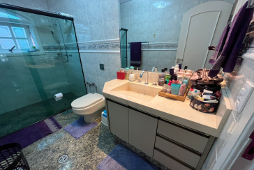 Lindo Sobrado à venda no City América na Rua Engenheiro Jayme Rocha Pereira