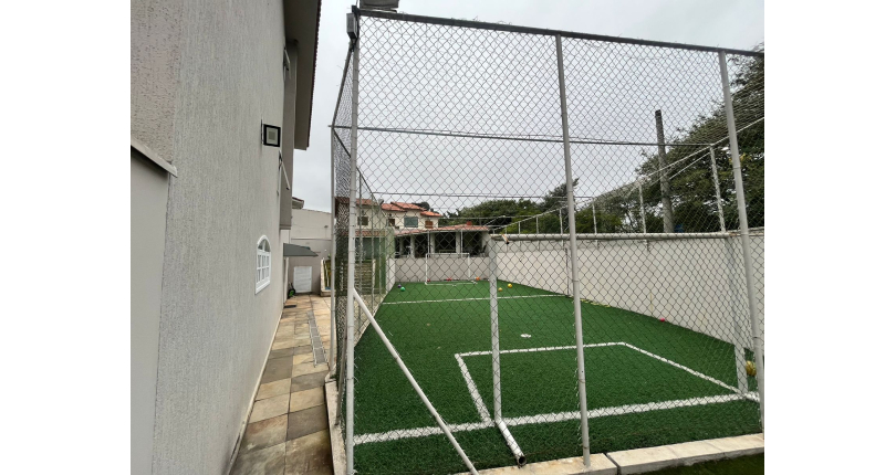 Lindo Sobrado à venda no City América na Rua Engenheiro Jayme Rocha Pereira