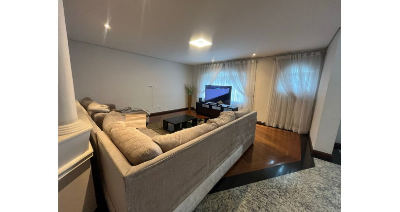 Lindo Sobrado à venda no City América na Rua Engenheiro Jayme Rocha Pereira