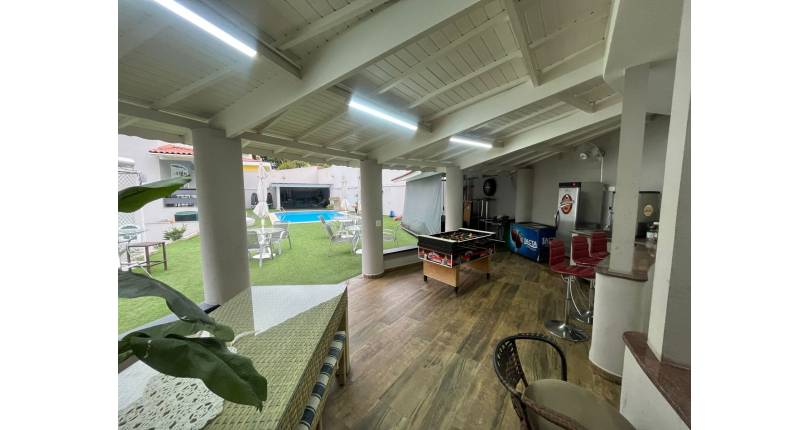 Lindo Sobrado à venda no City América na Rua Engenheiro Jayme Rocha Pereira