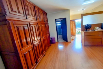 Sobrado no Jardim Maristela à venda na Rua Coronel Augusto Machado 