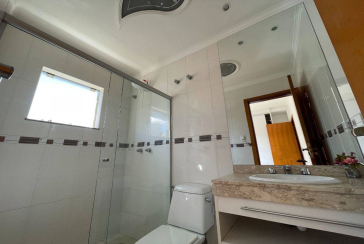 Belo Sobrado à venda no Parque São Domingos na Rua Luiz Filgueira Souto, 