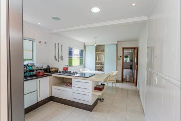 Belo Sobrado à venda no Parque São Domingos na Rua Luiz Filgueira Souto, 