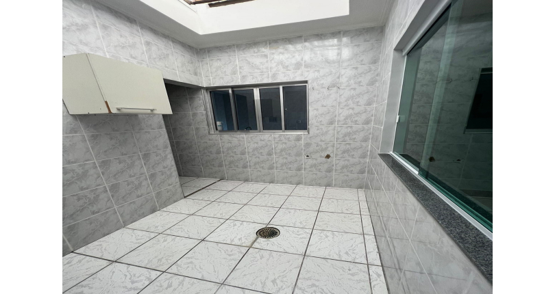 Casa à venda Rua Joaquim Oliveira Freitas, Vila Mangalot - Imóveis à Venda