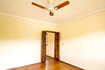 Belo Sobrado à venda na Vila Barreto na Rua Doutor Achiles Lisboa,