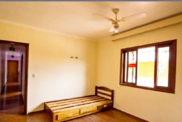 Belo Sobrado à venda na Vila Barreto na Rua Doutor Achiles Lisboa,