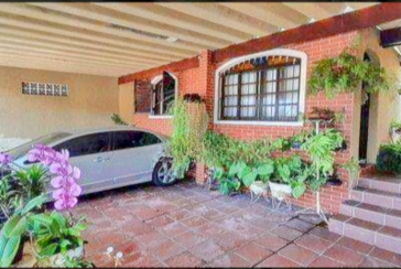 Sobrado à venda no Jardim Pirituba na Rua Glória de Douradoss