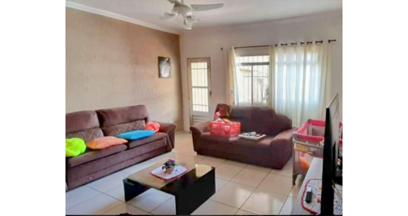 Sobrado à venda no Jardim Pirituba na Rua Glória de Dourados