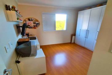 Belo Apartamento à venda no Jaraguá na Avenida Doutor José Maniero 225