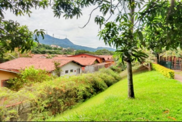  Apartamento à venda no Conjunto Residencial Vista Verde na Rua Jose Carlos de Resende 92