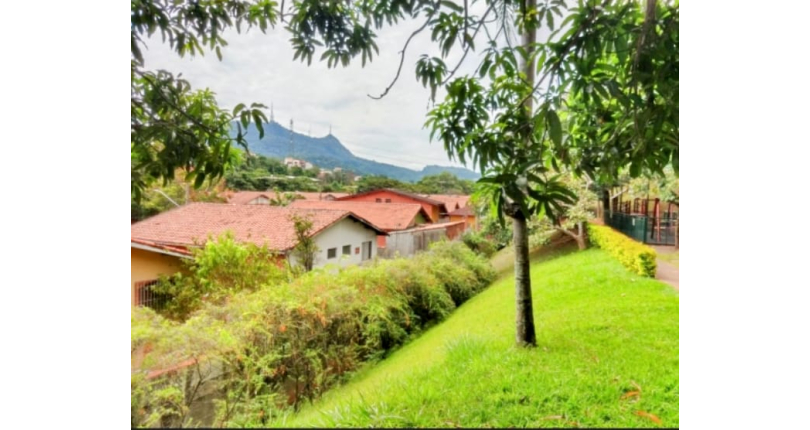  Apartamento à venda no Conjunto Residencial Vista Verde na Rua Jose Carlos de Resende 92