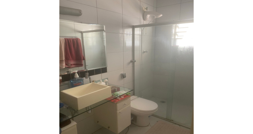 Lindo Sobrado à Venda no Jardim Pinheiros na Rua Alex Lizal