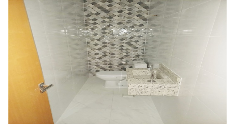 Sobrado novo à venda na Vila Guedes na Rua Francisco Andrade 34