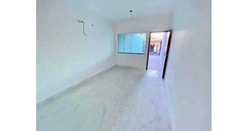 Sobrado novo à venda no Jardim Regina na Rua Andrade Velosino 130 C, 