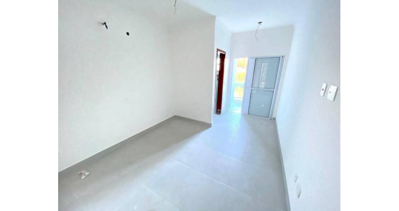 Sobrado novo à venda no Jardim Regina na Rua Andrade Velosino 130 B