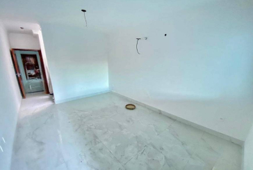 Sobrado novo à venda no Jardim Regina na Rua Andrade Velosino 130 A