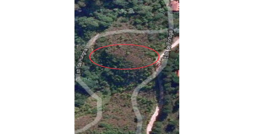 Terreno à venda em Osasco no bairro Industrial Anhangüera na Estrada da Alpina s/n