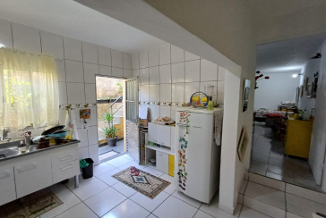 Casa à venda no Jardim Vista Linda na Rua Amapola