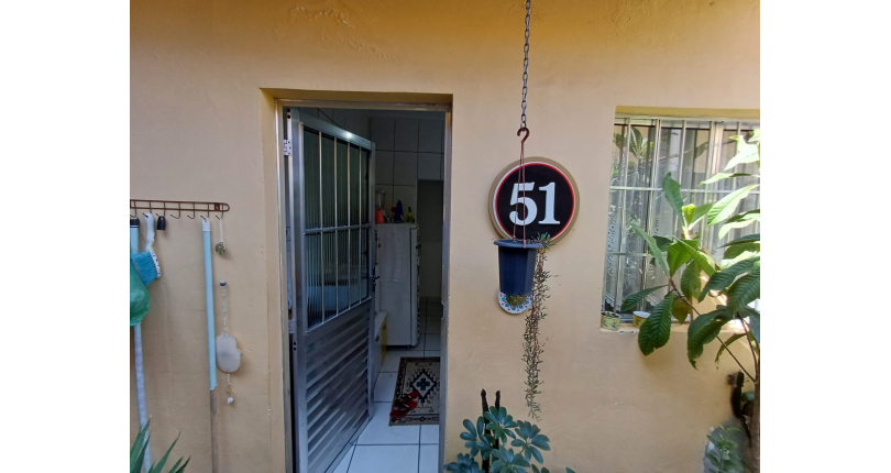 Casa à venda no Jardim Vista Linda na Rua Amapola