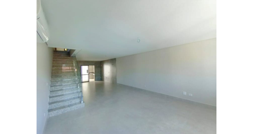 Sobrado à venda Rua Dona Herminda Borba Attuy, 573, Parque São Domingos - Imóveis à Venda