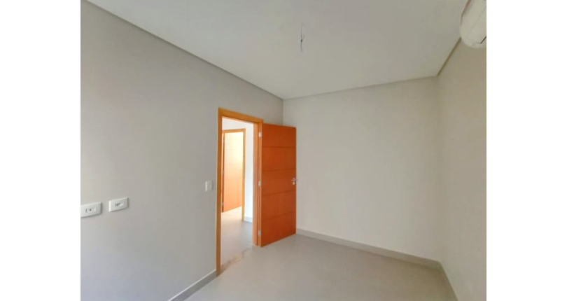 Sobrado à venda Rua Dona Herminda Borba Attuy, 573, Parque São Domingos - Imóveis à Venda