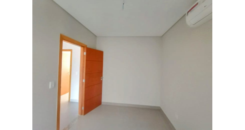 Sobrado à venda Rua Dona Herminda Borba Attuy, 573, Parque São Domingos - Imóveis à Venda