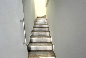 Sobrado novo à venda na Vila Catupia na Rua Tapendi 215,