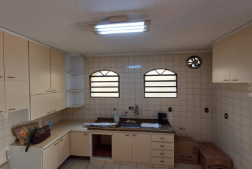  Sobrado à venda no Parque São Domingos na Rua Almiro Bernardo