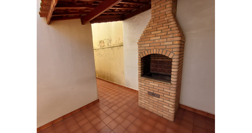  Sobrado à venda no Parque São Domingos na Rua Almiro Bernardo