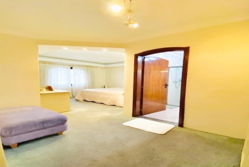 Sobrado à venda no City América na Avenida do Anastácio, com 3 dormitórios,