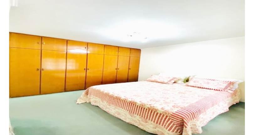 Sobrado à venda no City América na Avenida do Anastácio, com 3 dormitórios,