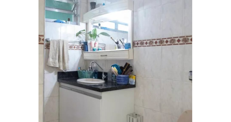 Casa assobradada à venda na Vila Jaguara na Travessa Emilio Rossi,