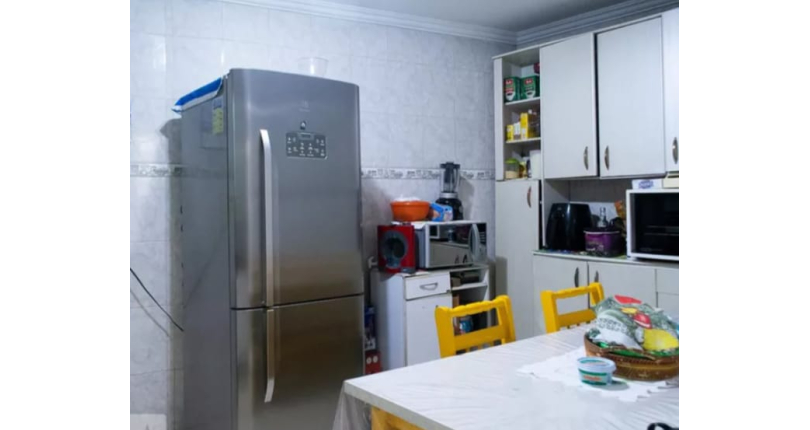 Casa assobradada à venda na Vila Jaguara na Travessa Emilio Rossi,