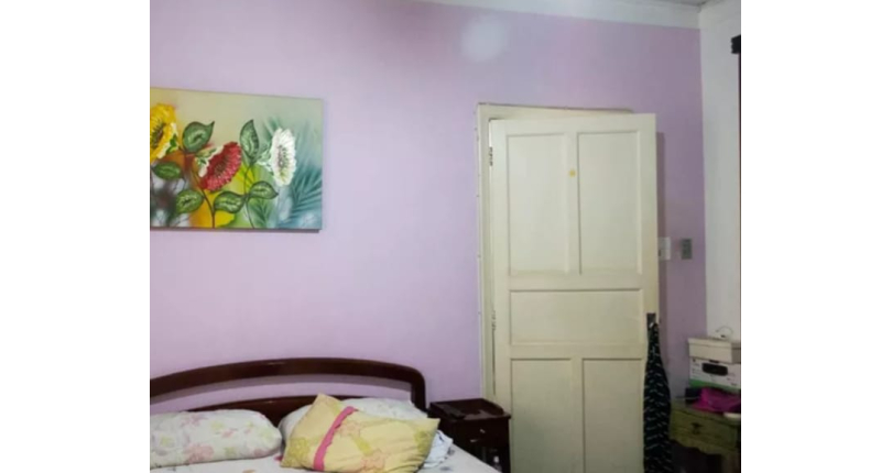 Casa assobradada à venda na Vila Jaguara na Travessa Emilio Rossi,