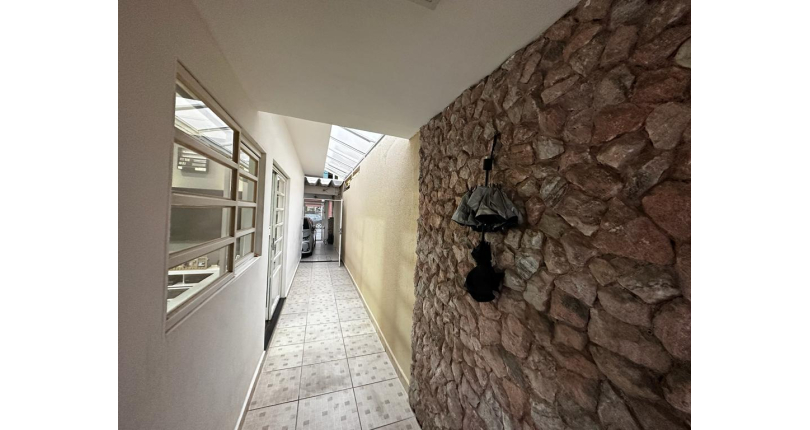 Casa à venda Rua Edvard de Vita Godoy, Parque Maria Domitila - Imóveis à Venda