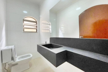 Belo Sobrado à venda no Parque São Domingos na Rua Waltrudes Correa,