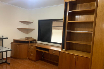 Bom Sobrado à venda no Jardim Líbano na Rua Benedito Gama Ricardo