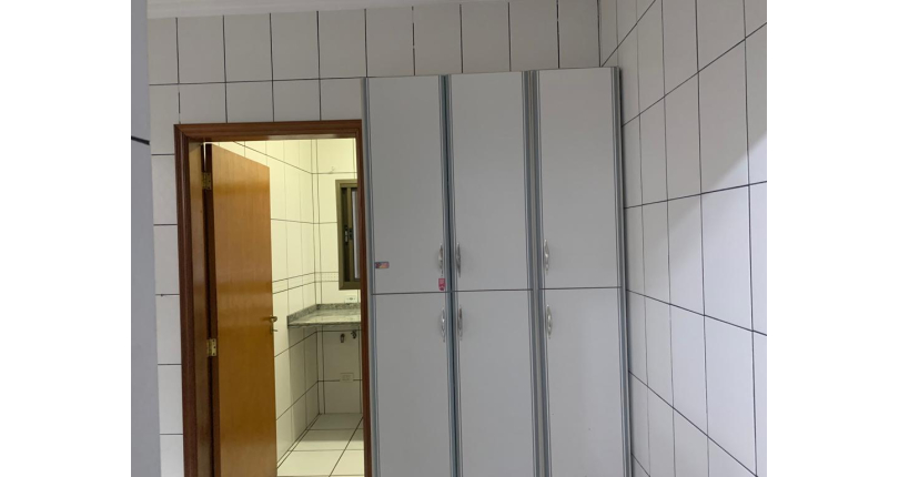 Bom Sobrado à venda no Jardim Líbano na Rua Benedito Gama Ricardo