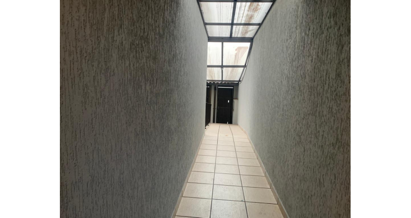 Bom Sobrado à venda no Jardim Líbano na Rua Benedito Gama Ricardo